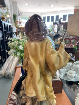 Figura Marinero de Cerámica - Estilo Lladró