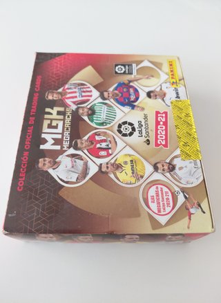 Caja MGK Megacracks 2020-21 LaLiga
