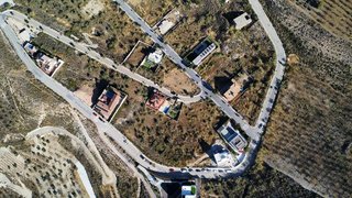 Terreno en venta en Zubia (La)