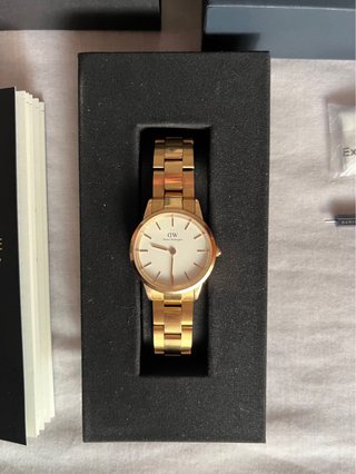 Reloj Daniel Wellington Mujer 28mm Dorado