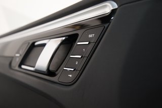 Porsche Macan GTS 2022 - Full black