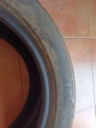 2 Neumáticos TRIANGLE 245/45 R17 99Y