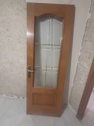 Puerta de madera interior