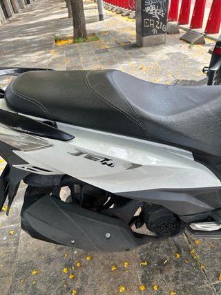 Moto SYM JET 14 125cc Scooter Automática