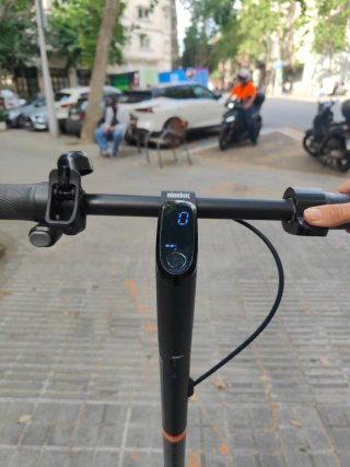 Patinete Eléctrico Ninebot Segway F2E