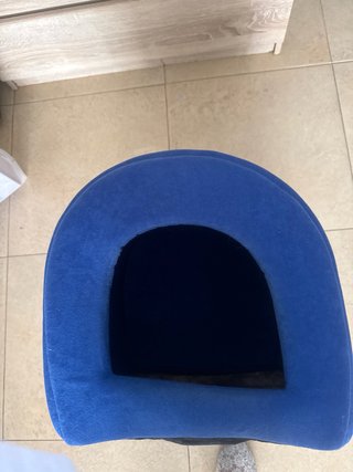 Cama para perro pequeño azul