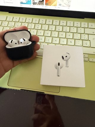 AirPods 4 ANC con cancelación de sonido