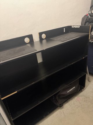 Cabina DJ a medida madera con ruedas