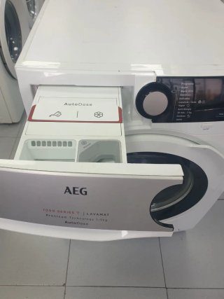 Lavadora AEG de 9kg ,  7000 Series ProSteam