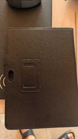 Custodia per Surface Go (AliExpress)