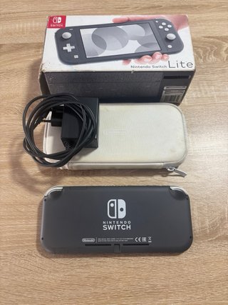 Nintendo Switch Lite Gris