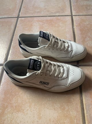 Zapatillas Munich Talla 45 Blancas