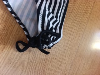 Braga bikini rayas blanco y negro