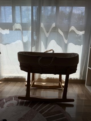 Moisés Cambrass con Soporte Madera