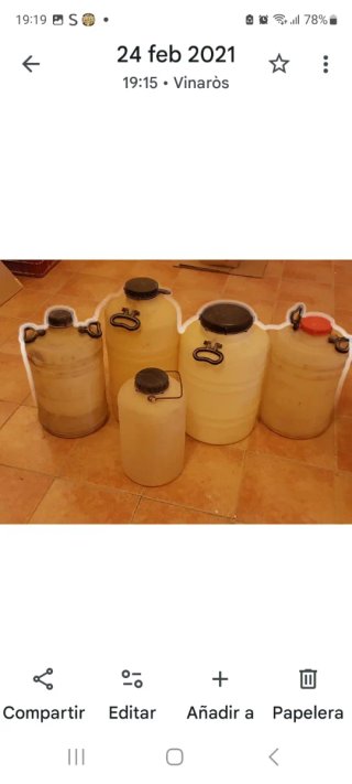 Garrafas de plástico para líquidos