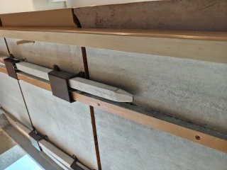 MESA DE COMEDOR LACADA EN BLANCO DECAPÉ