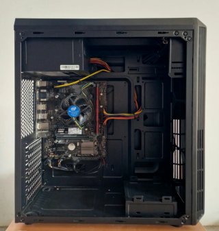 Ordenador Torre i3 8100 8GB DDR4 240GB NVMe