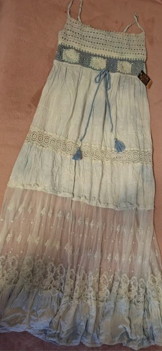 Vestido largo hippie blanco y azul