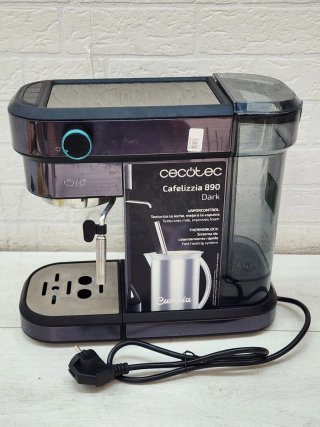 Cafetera Cecotec Cafelizzia 890 Dark de segunda mano por 69,95 EUR