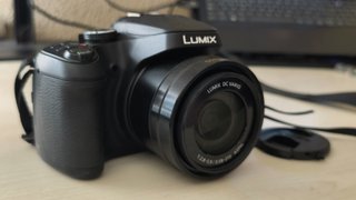 Cámara Panasonic Lumix DC-FZ82 4K 60x Zoom