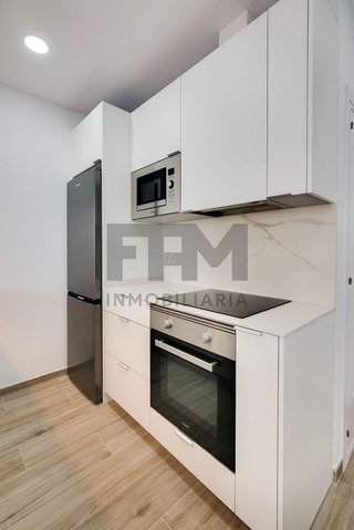 Piso en venta en Cuatro Caminos en Madrid