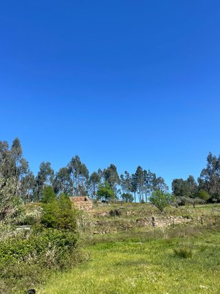 Terreno junto ao rio