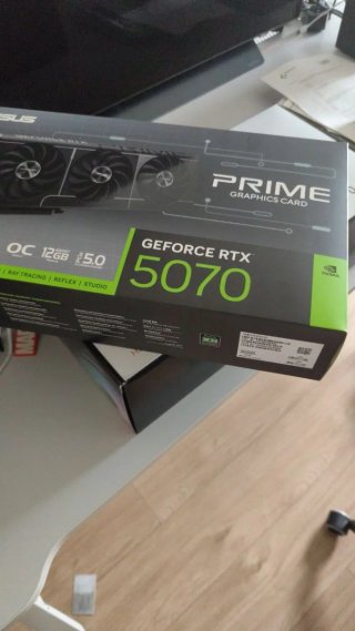 Tarjeta Gráfica ASUS GeForce RTX 5070