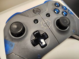 Mando Xbox Gears of War 4 Gris