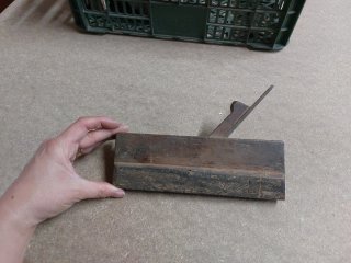 Cepillo carpintero antiguo madera