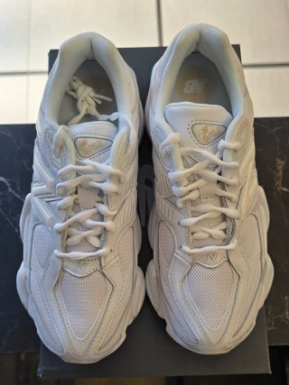 New Balance 9060 Donna Taglia 40.5