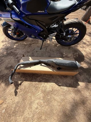 Escape Yamaha R125 2025  (Linea Completa)