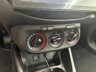 Opel Corsa 1.4 Color Edition 90 CV