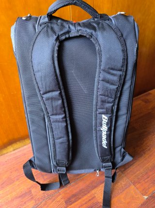 Paletero Bullpadel Avant Gris X Series 3