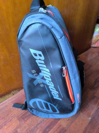 Paletero Bullpadel Avant Gris X Series 3