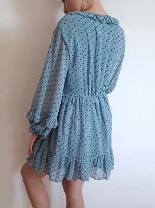 Vestido azul con lunares