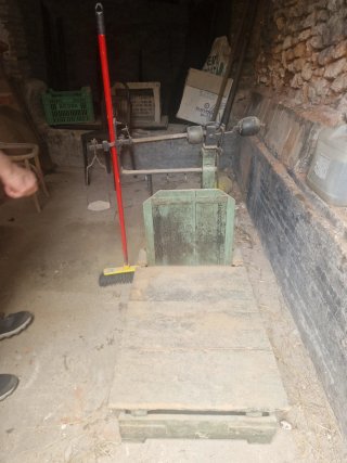Báscula antigua para restaurar