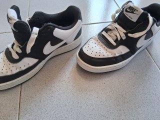 Zapatillas Nike Court Vision Negras y Blancas