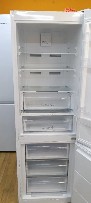 NEVERA COMBI CANDY NO FROST ENERGÍA A+