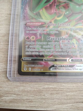 Carta Pokémon Rayquaza VMAX 133/203