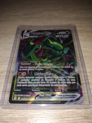 Carta Pokémon Rayquaza VMAX 133/203