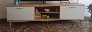 Mesa comedor,4 sillas, mesa centro, mueble TV