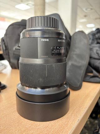Objetivo Sigma 20 mm 1:1.4 DG