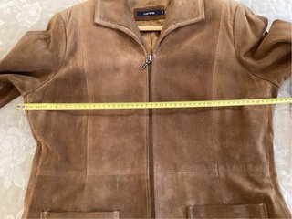 Chaqueta de ante marrón