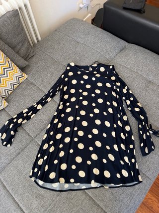 Vestido azul marino lunares