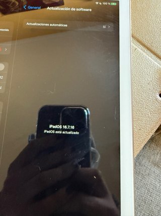 iPad 9,7” 128GB Oro WiFi + funda