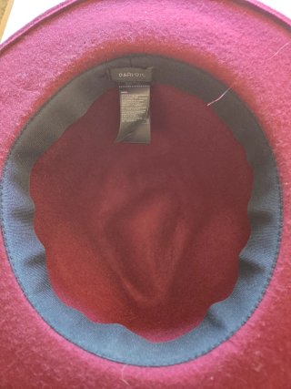Lote 3 Cappelli Eleganti da Donna Giovane