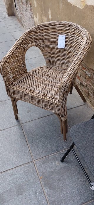 Silla de mimbre estilo ratán