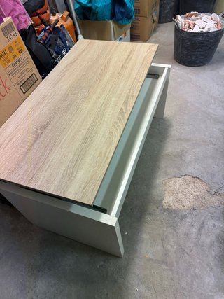 Mesa centro elevable
