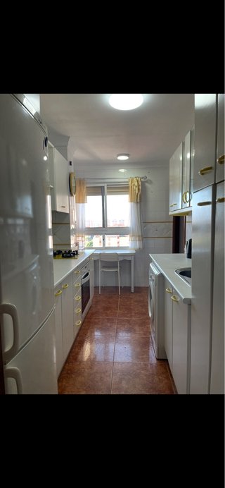 Cocina completa + electrodomésticos + mesa