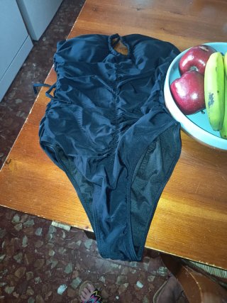 Bañador negro con fruncido